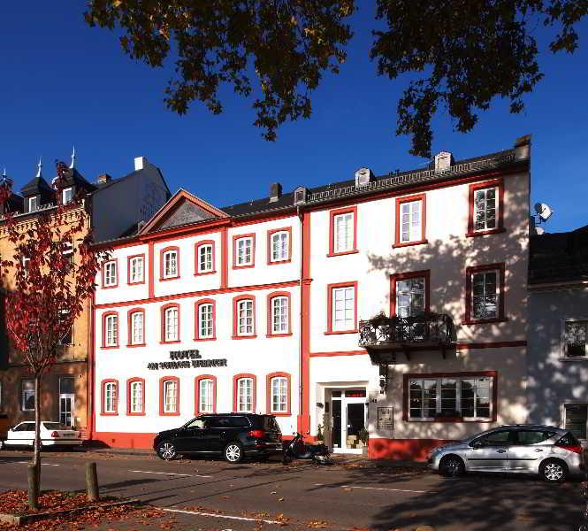 Hotel Am Schloss Biebrich Висбаден Екстериор снимка